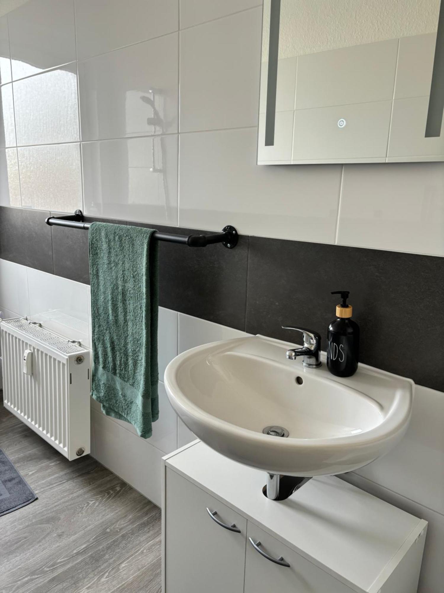 Gemuetliches Innenstadtnest, Zentrale Lage, 88Qm, Kostenfreier Parkplatz, Fuer Bis Zu 6 Personen Cottbus Luaran gambar